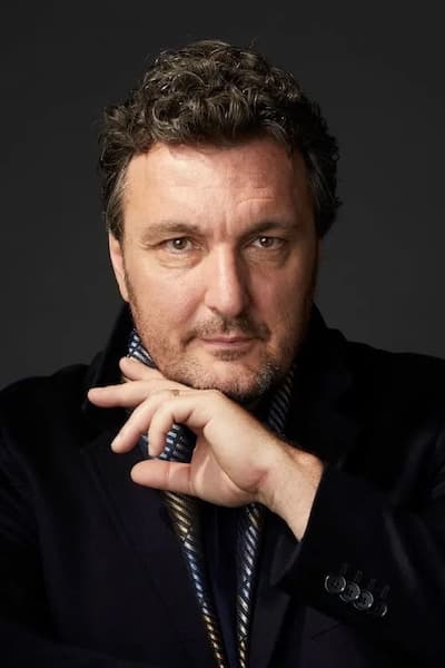 Portrait of Ludovic Tézier