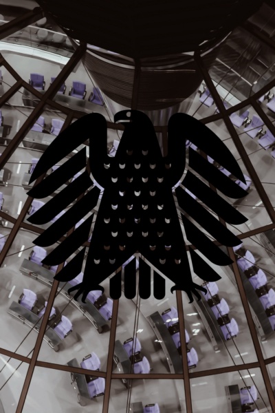 Abstraktes Coverbild zum Beitrag Datenschutz im Deutschen Bundestag